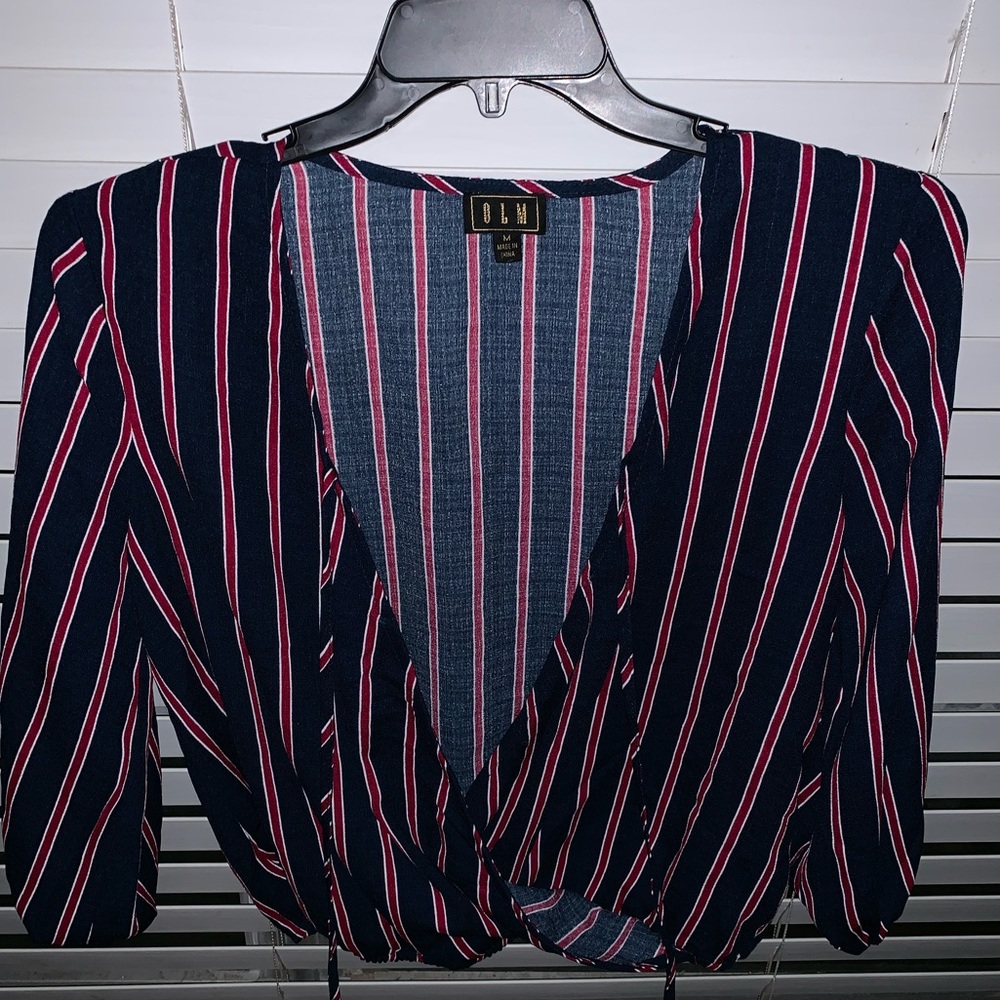 Blouse with beautiful colors criss cross opening